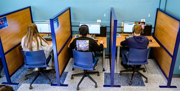 Picture of three reduced distraction seats in Grainger Library 057 CBTF lab